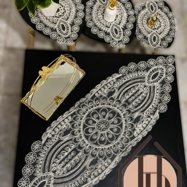 4piece en velours  (طقم 4 قطع)