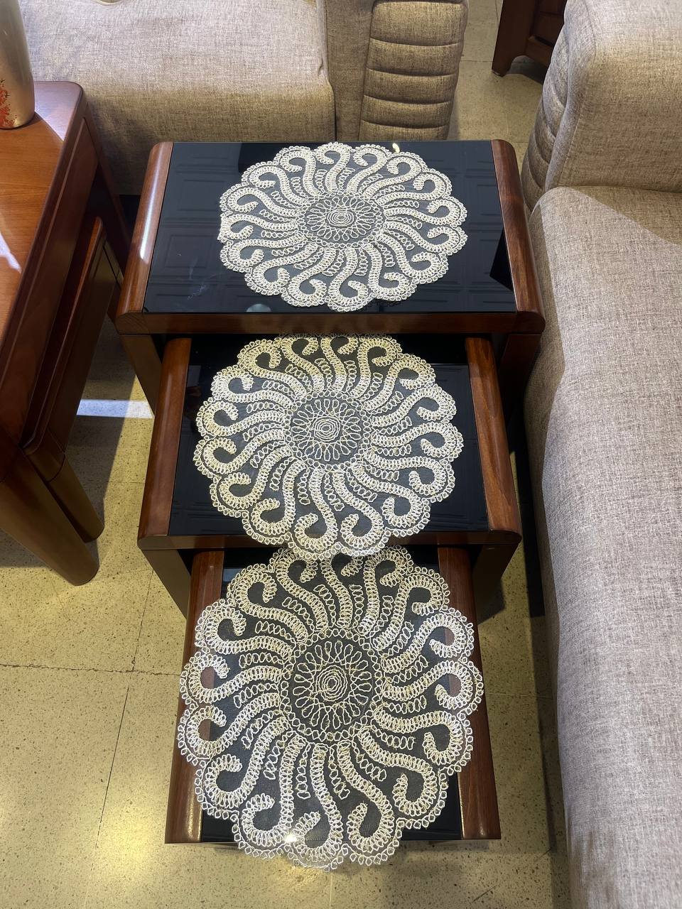 4piece en velours (طقم 4 قطع) - الصورة 7