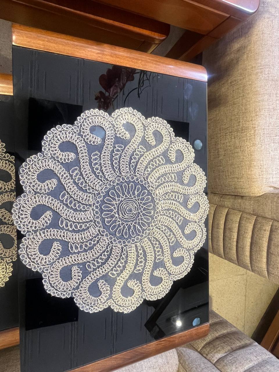 4piece en velours (طقم 4 قطع) - الصورة 11